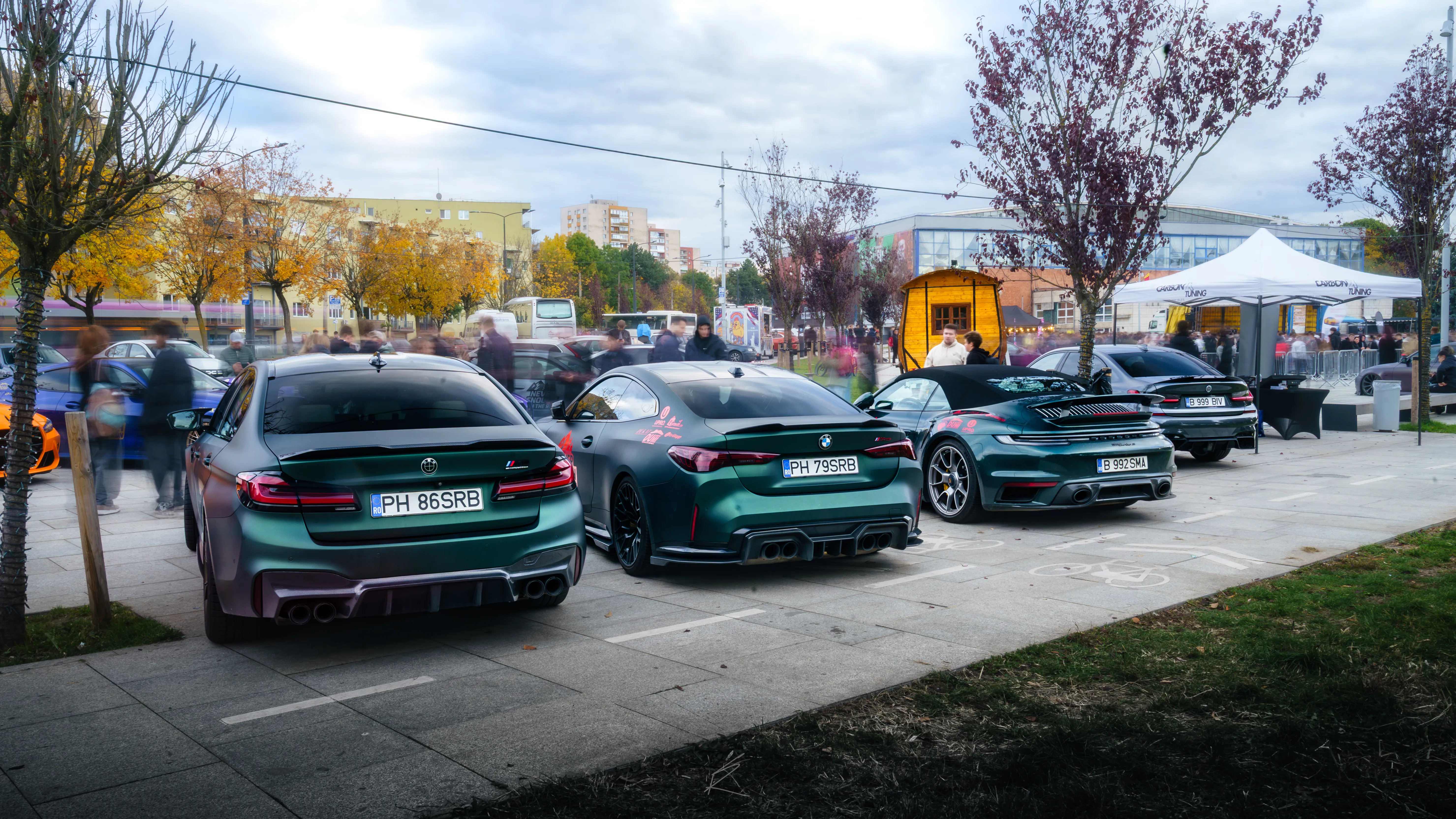 BMW M5, Porche911 verzi la eveniment